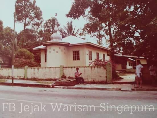 Historical mosque photograph from the Al-Islah heritage collection